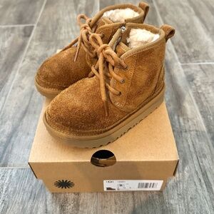 Ugg Toddlers' Neumel II Boot - Size 9
